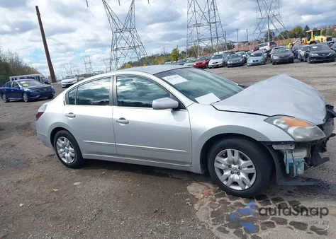 2009 Nissan Altima 2.5 S from USA, damaged, VIN 1N4AL21E29C192301